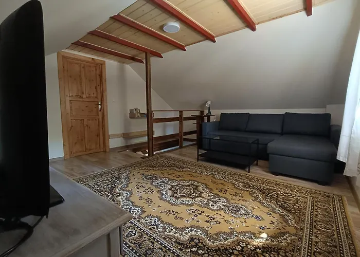 Pod Debem בית נופש *